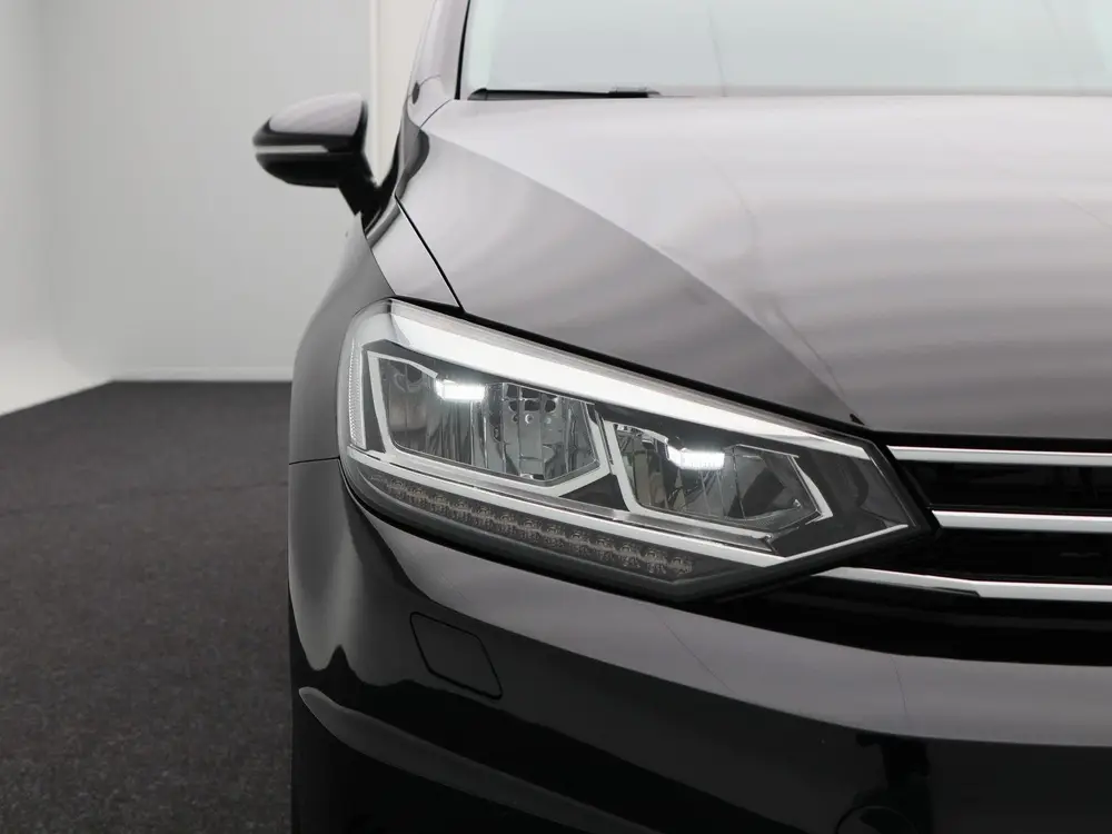 Volkswagen Touran 1.5 TSi 150Pk Highline 7p | Stoelverwarmin uit 2023, foto 10