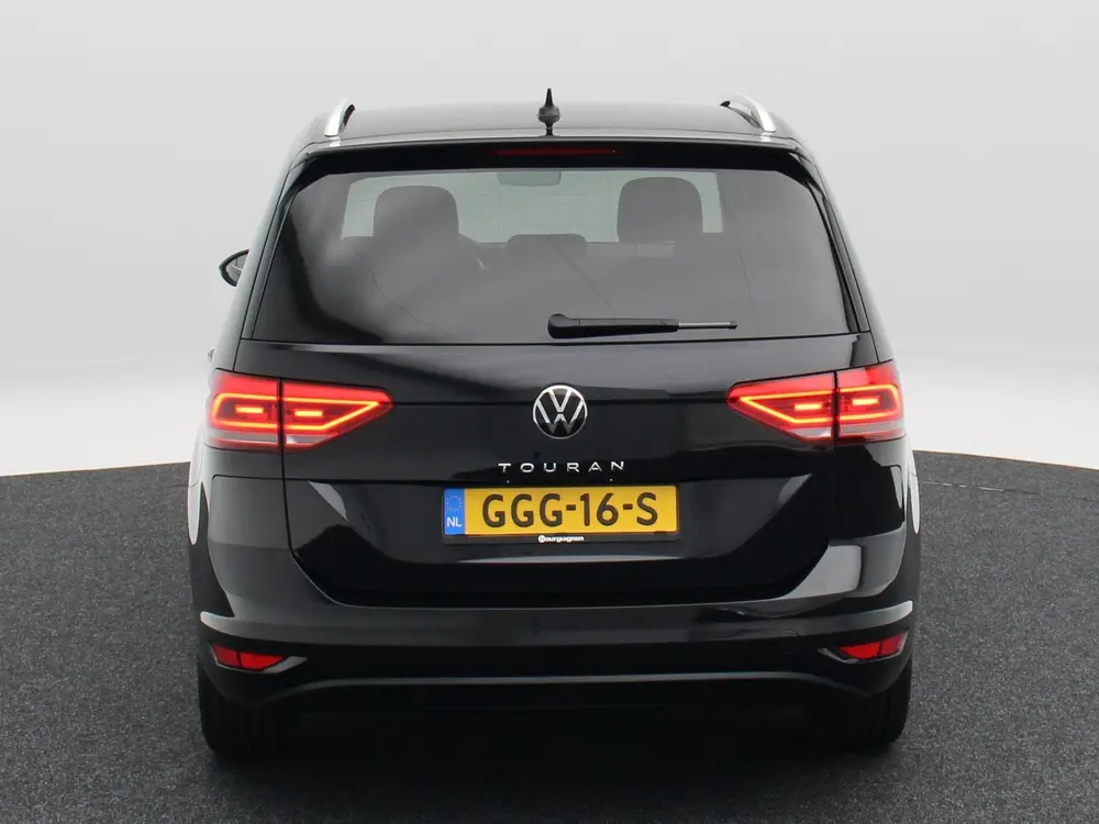 Volkswagen Touran 1.5 TSi 150Pk Highline 7p | Stoelverwarmin uit 2023, foto 6