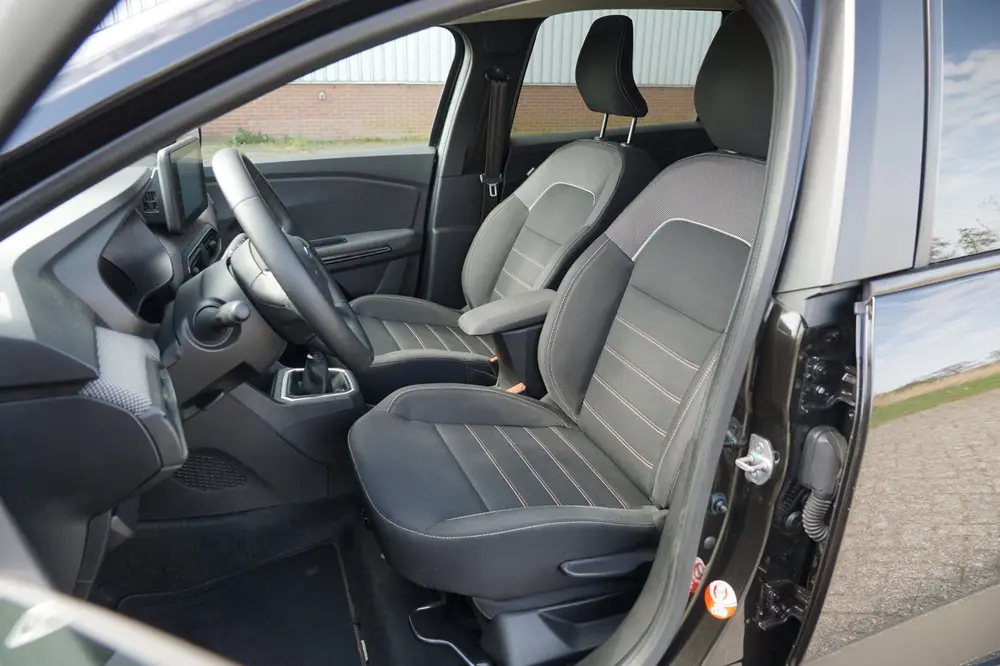Dacia Jogger 1.0 TCe Extreme 7p. uit 2022, foto 17
