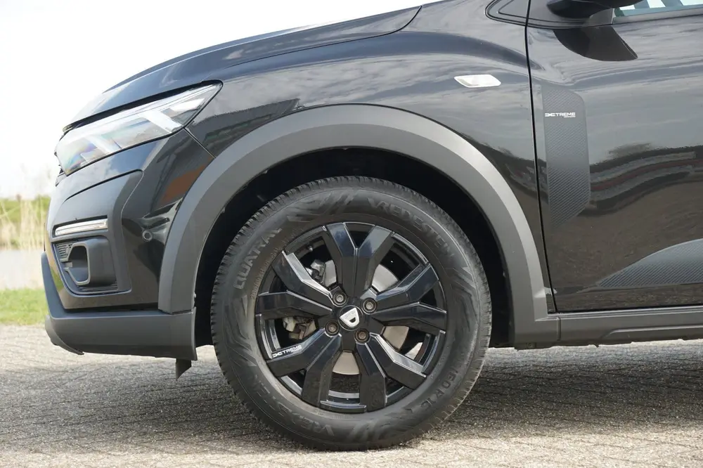 Dacia Jogger 1.0 TCe Extreme 7p. uit 2022, foto 18