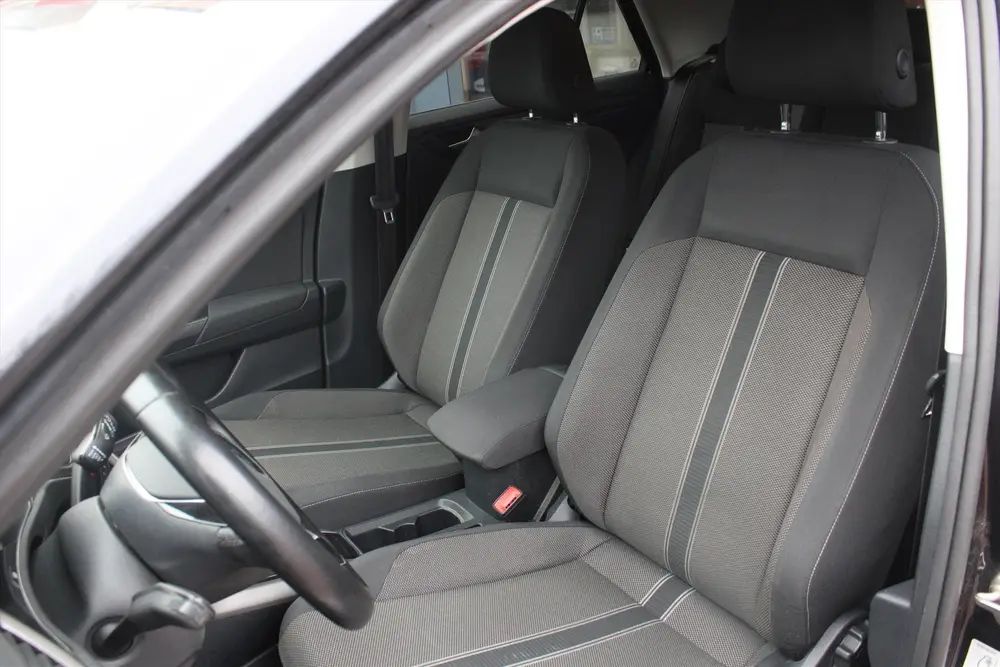Volkswagen T-Roc 1.5 TSI Aut. *Business* | Trekhaak | Camera uit 2022, foto 13