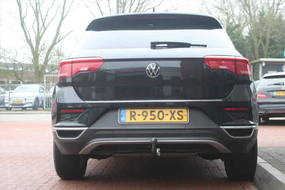Volkswagen T-Roc 1.5 TSI Aut. *Business* | Trekhaak | Camera uit 2022, foto 4