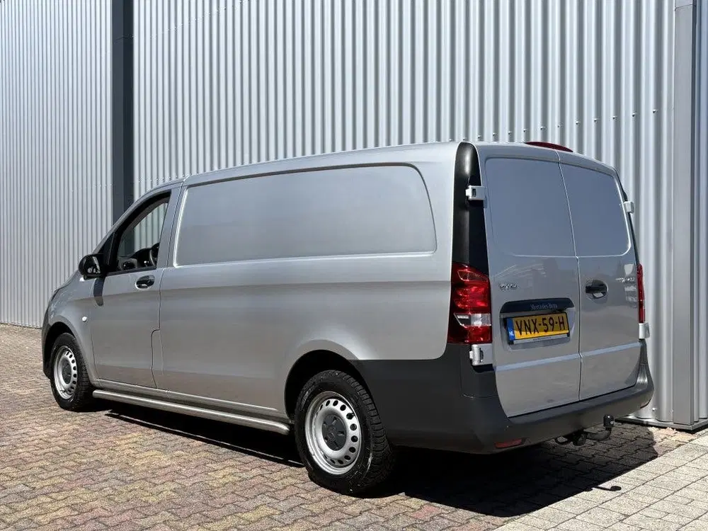 Mercedes-Benz Vito 114 CDI Lang uit 2022, foto 5