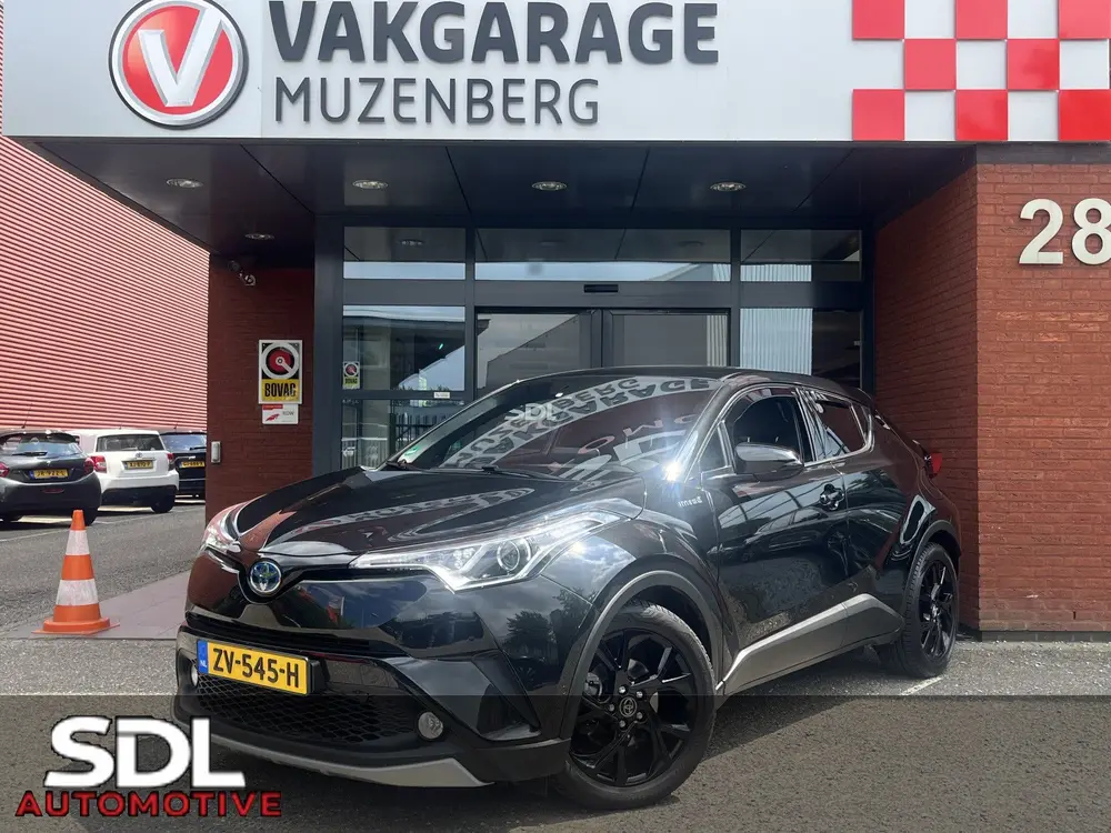 Toyota C-Hr 1.8 Hybrid Style // NAVI // CAMERA // ADAPTIVE C uit 2019