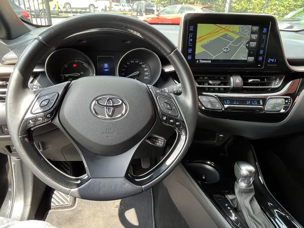 Toyota C-Hr 1.8 Hybrid Style // NAVI // CAMERA // ADAPTIVE C uit 2019, foto 13