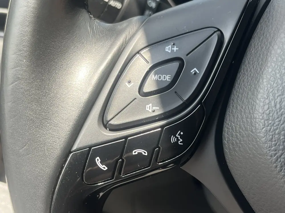 Toyota C-Hr 1.8 Hybrid Style // NAVI // CAMERA // ADAPTIVE C uit 2019, foto 14