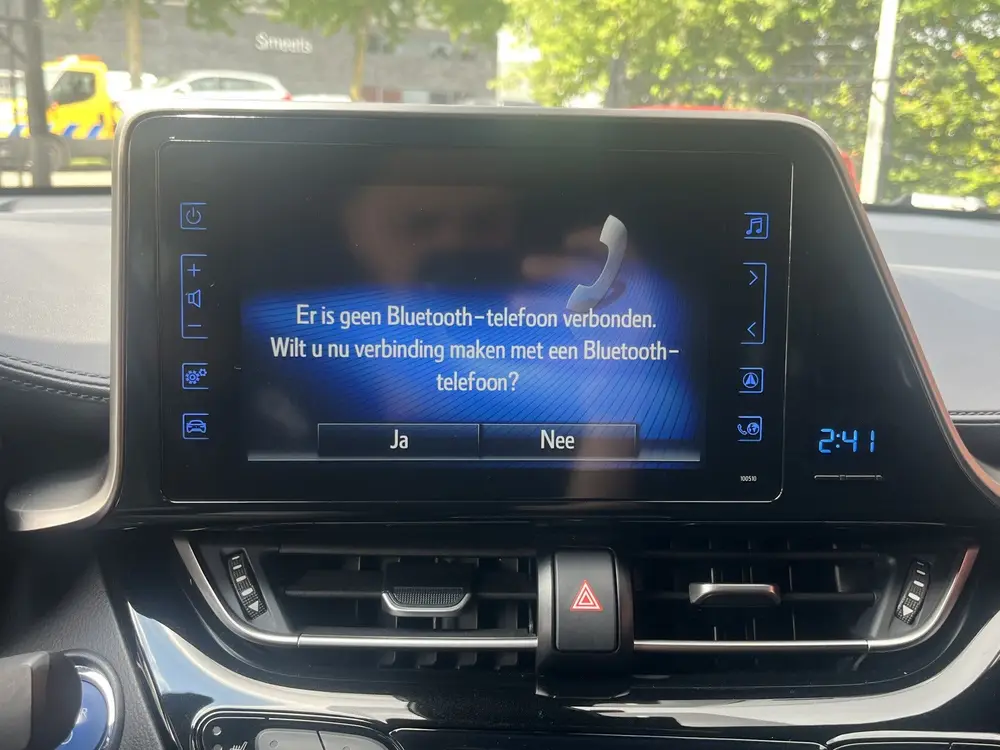 Toyota C-Hr 1.8 Hybrid Style // NAVI // CAMERA // ADAPTIVE C uit 2019, foto 16