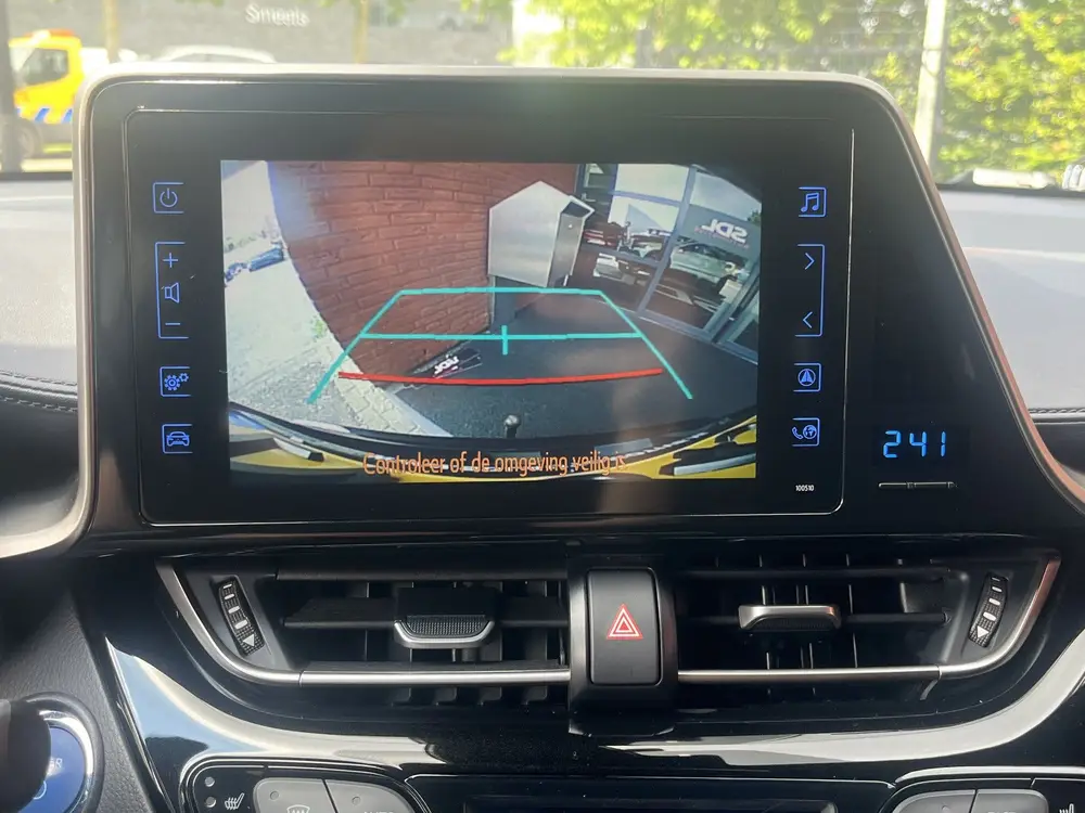 Toyota C-Hr 1.8 Hybrid Style // NAVI // CAMERA // ADAPTIVE C uit 2019, foto 19