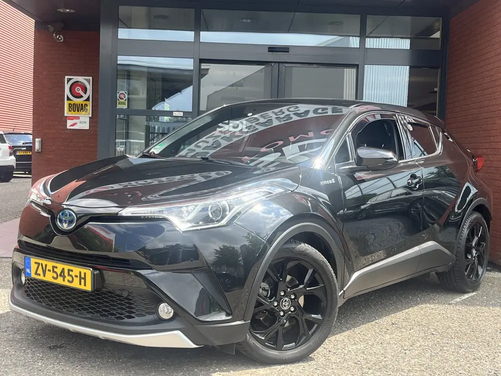 Toyota C-Hr 1.8 Hybrid Style // NAVI // CAMERA // ADAPTIVE C uit 2019, foto 2