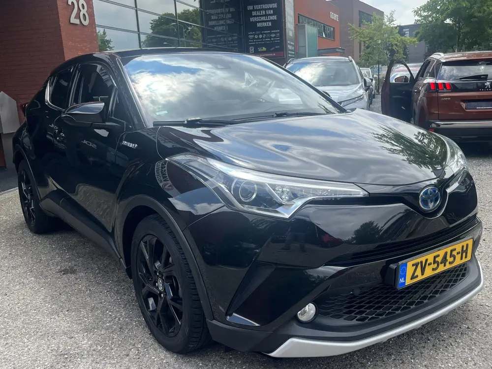 Toyota C-Hr 1.8 Hybrid Style // NAVI // CAMERA // ADAPTIVE C uit 2019, foto 3