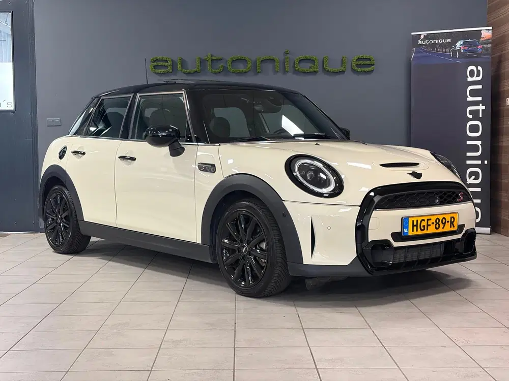 Mini Cooper S 2.0 Cooper S uit 2022, foto 10
