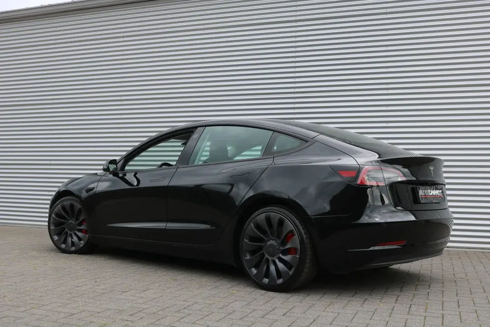 Tesla Model 3 Performance Dual AWD 75 kWh 463PK (Panoran uit 2021, foto 2