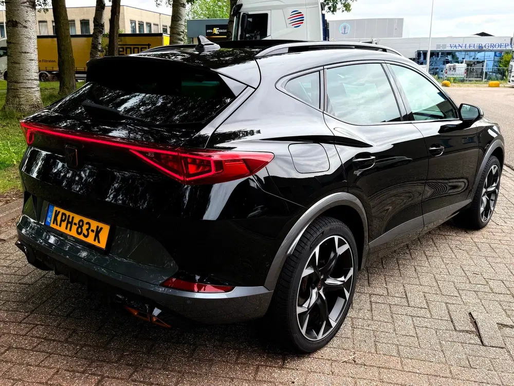 Cupra Formentor 1.4 e-Hybrid Performance kuipstoelen uit 2023, foto 19