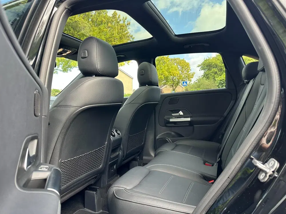 Mercedes-Benz B-Klasse B-klasse 220 4MATIC AMG uit 2023, foto 19