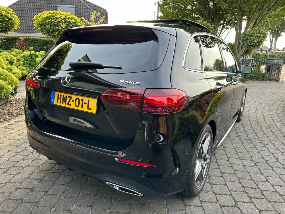 Mercedes-Benz B-Klasse B-klasse 220 4MATIC AMG uit 2023, foto 3