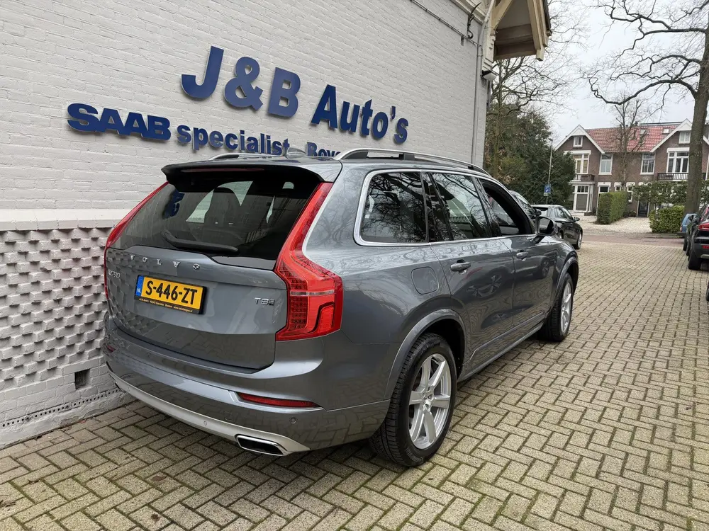 Volvo XC90 2.0 T8 Twin Engine AWD Momentum 7P Panorama dak T uit 2019, foto 10