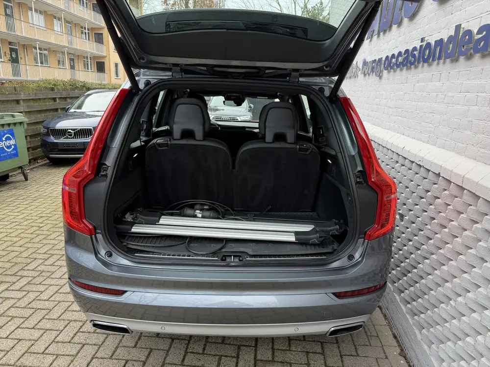 Volvo XC90 2.0 T8 Twin Engine AWD Momentum 7P Panorama dak T uit 2019, foto 12
