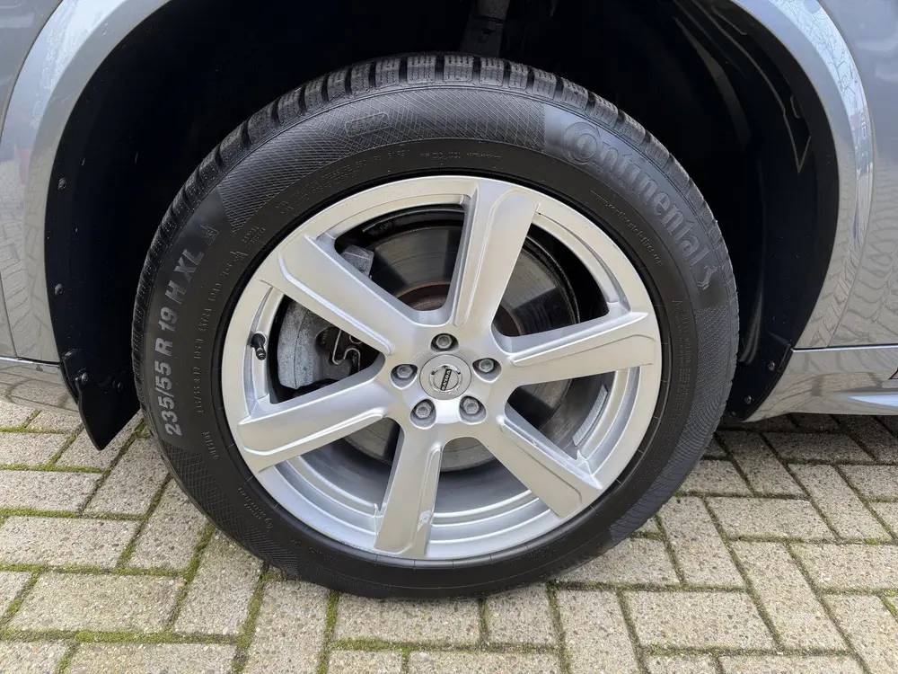 Volvo XC90 2.0 T8 Twin Engine AWD Momentum 7P Panorama dak T uit 2019, foto 7