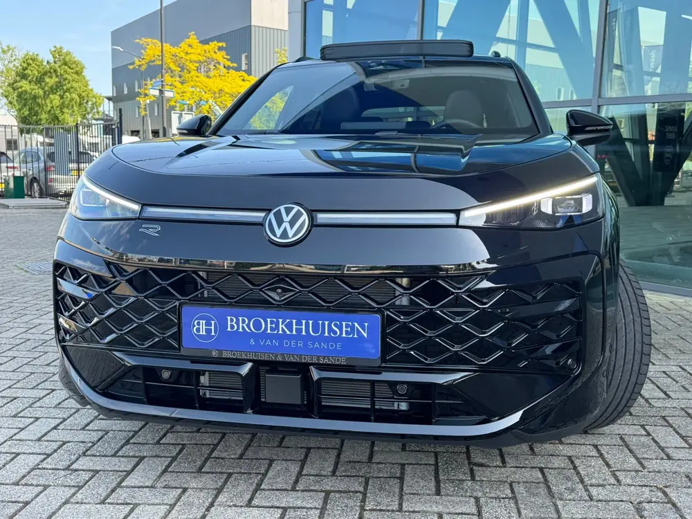 Volkswagen T-Roc 1.5 eTsi 2x R-Line First Edition Black Styl uit 2026, foto 16
