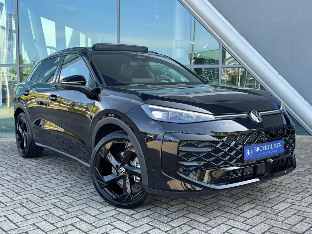 Volkswagen T-Roc 1.5 eTsi 2x R-Line First Edition Black Styl uit 2026, foto 3