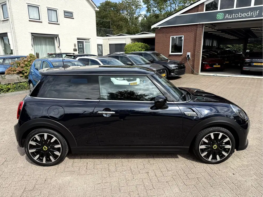 Mini Electric Resolute Edition 33 kWh SOH 94.8 uit 2022, foto 2