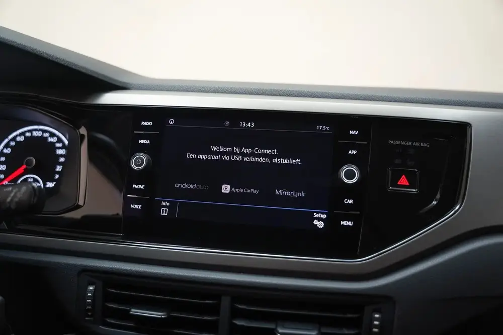 Volkswagen Polo 1.0 MPI Comfortline [ Navigatie Cruise Carpl uit 2021, foto 19