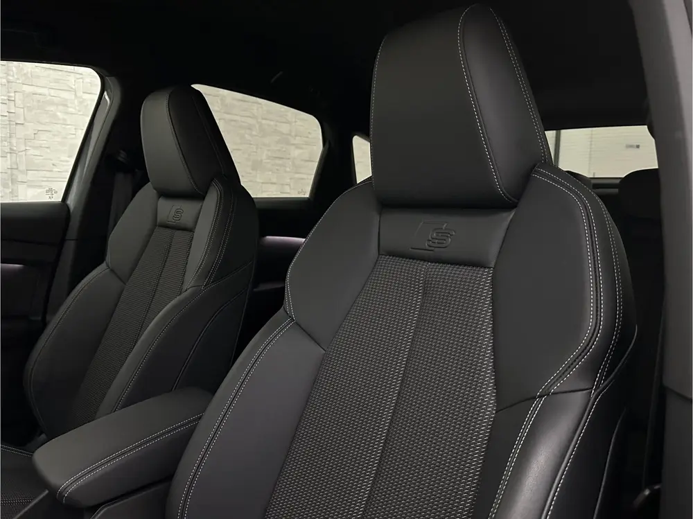 Audi Q4 e-tron 40 S-Line 77 kWh uit 2023, foto 8