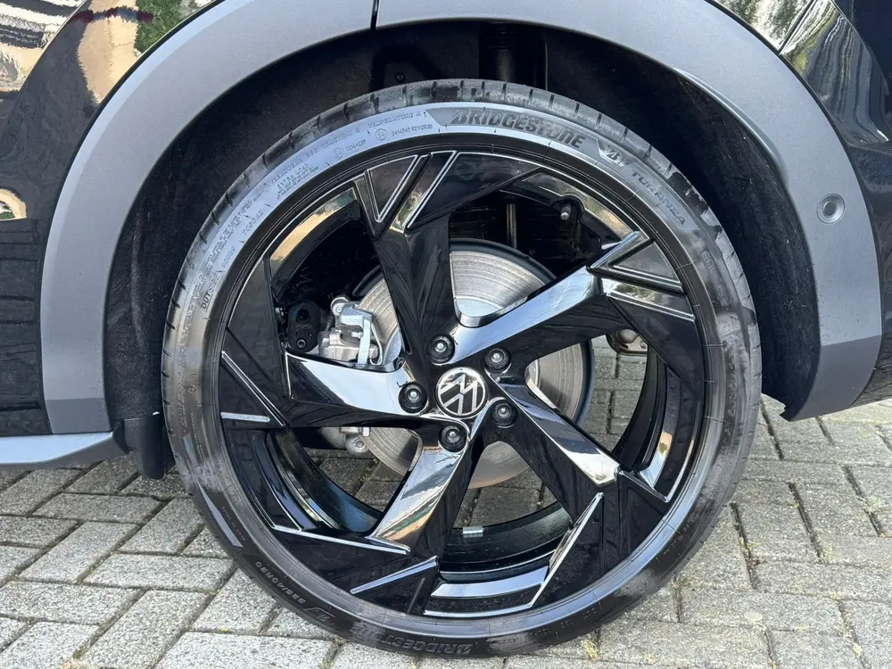 Volkswagen T-Roc 1.5 eTsi R-Line First Edition Black style H uit 2026, foto 7