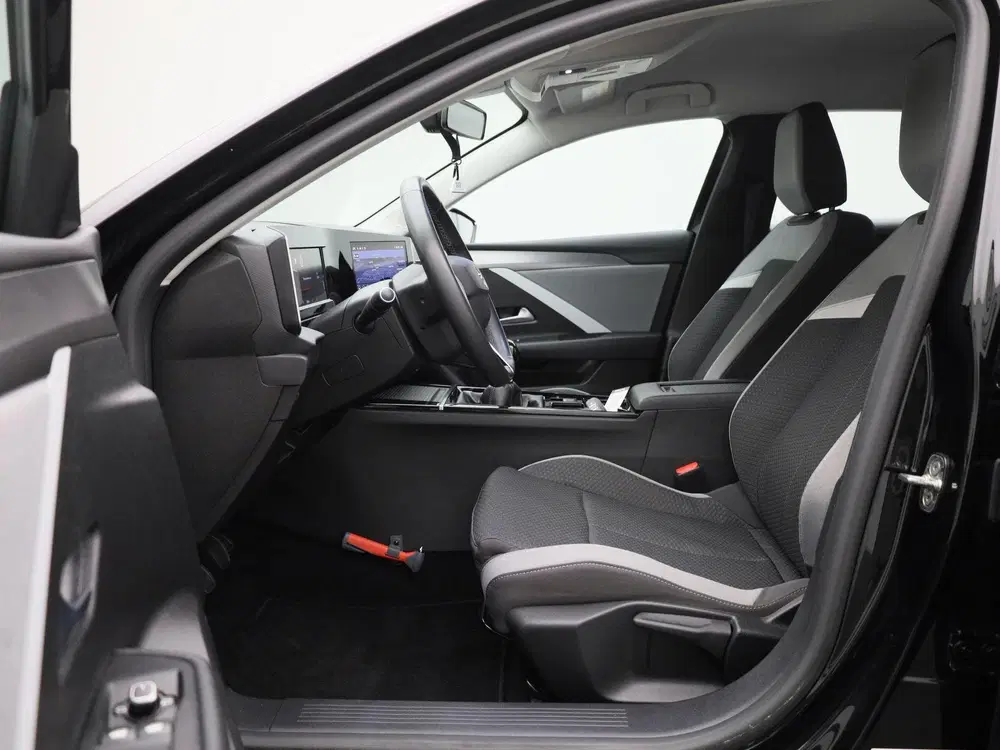 Opel Astra 1.2 Turbo uit 2023, foto 11