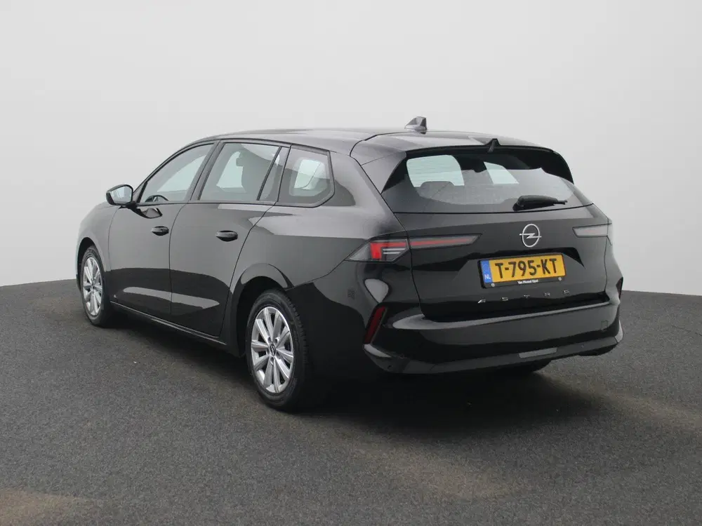 Opel Astra 1.2 Turbo uit 2023, foto 2