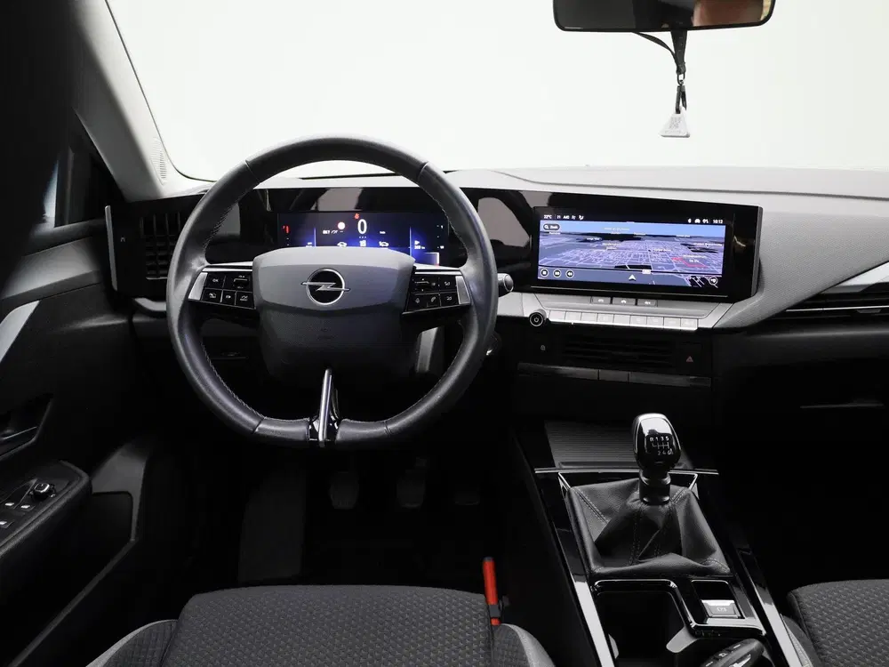 Opel Astra 1.2 Turbo uit 2023, foto 7