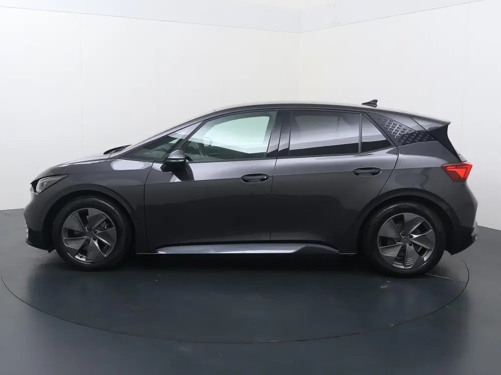 Cupra Born Essential 62 kWh uit 2022, foto 2