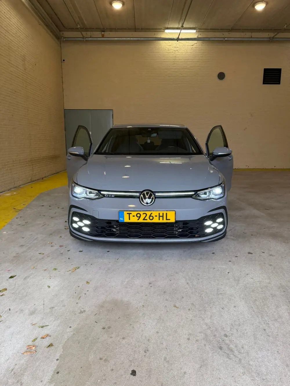 Volkswagen Golf 8 GTE | Dealer onderhouden | 245PK uit 2021, foto 3