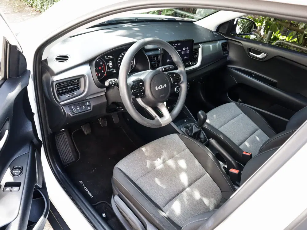 Kia Stonic 1.0 T-GDi MHEV ComfortLine 1e-Eig. & Keuri uit 2022, foto 3