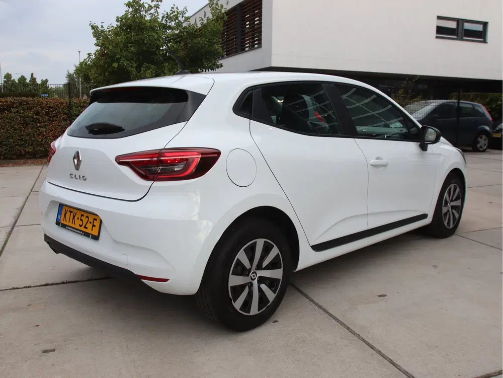 Renault Clio 1.0 TCe 90 GPF Evolution Stoelvw uit 2023, foto 4