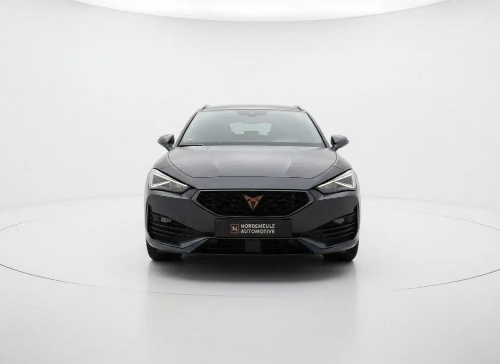 Cupra Leon 1.4 E-HYB  VZ COPPER EDITION. ACC, M uit 2020, foto 2