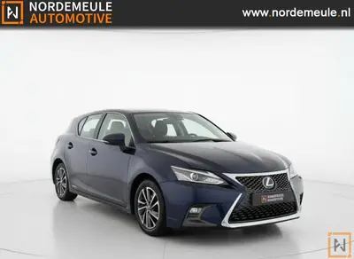 Lexus CT 200H ULTIMATE ED. Xenon, Cruise, Alcantara uit 2021