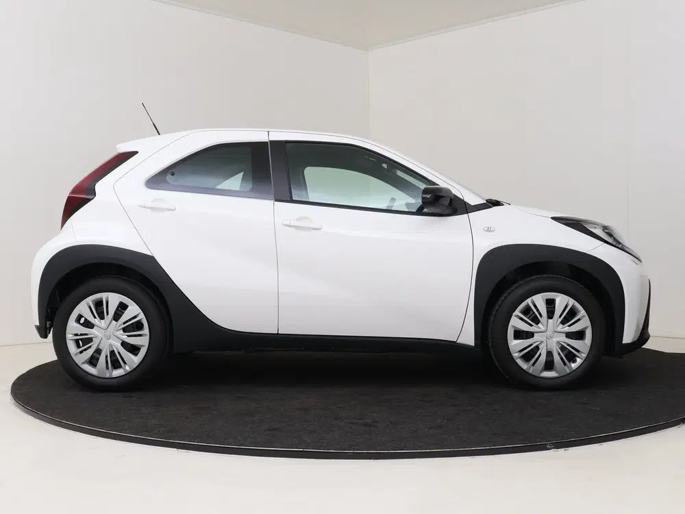 Toyota Aygo X 1.0 VVT-i MT Play demo uit 2025, foto 14