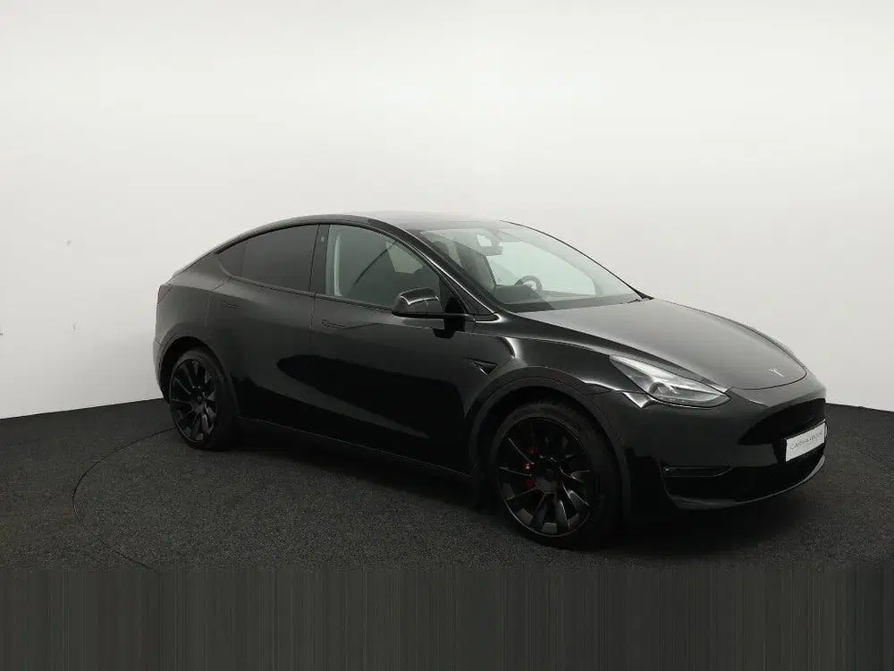 Tesla Model Y Long Range AWD uit 2024, foto 9