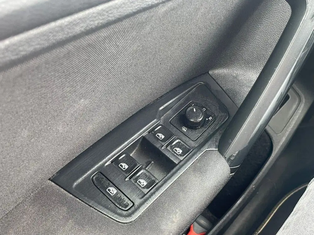 Volkswagen TIGUAN 1.5 TSI Comfortline Business, NAVI, ACC, C uit 2019, foto 19