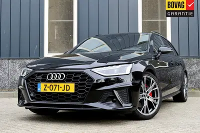 Audi A4 40 TFSI quattro S edition Competition Rijk uit 2024