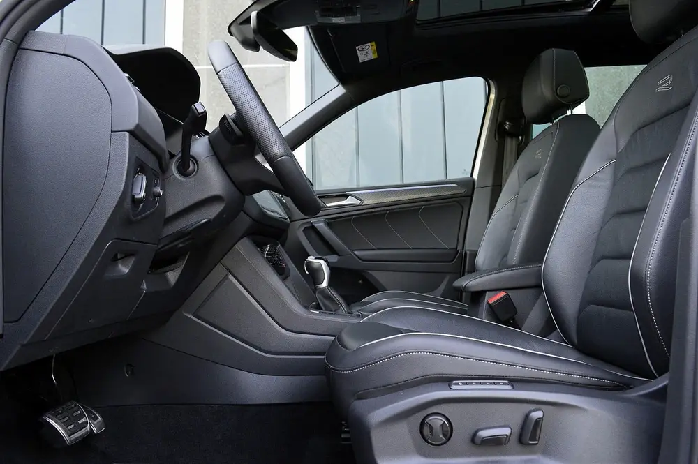 Volkswagen Tiguan 1.4 TSI eHybrid R-Line Business+ SOH 88% R uit 2022, foto 16