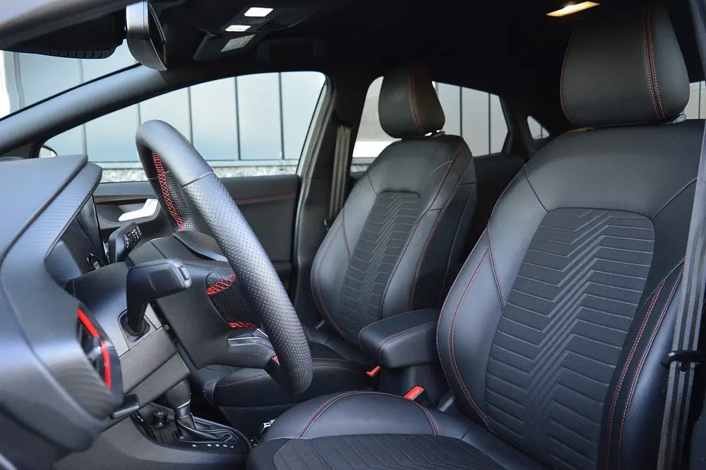 Ford Puma 1.0 EcoBoost Hybrid ST-Line X Rijklaarprij uit 2024, foto 14