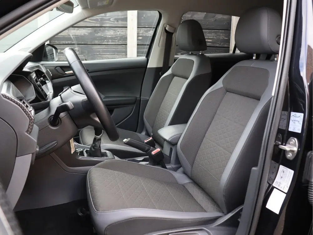 Volkswagen T-Cross 1.0 TSI Style NL-auto | LED | Carplay uit 2020, foto 10