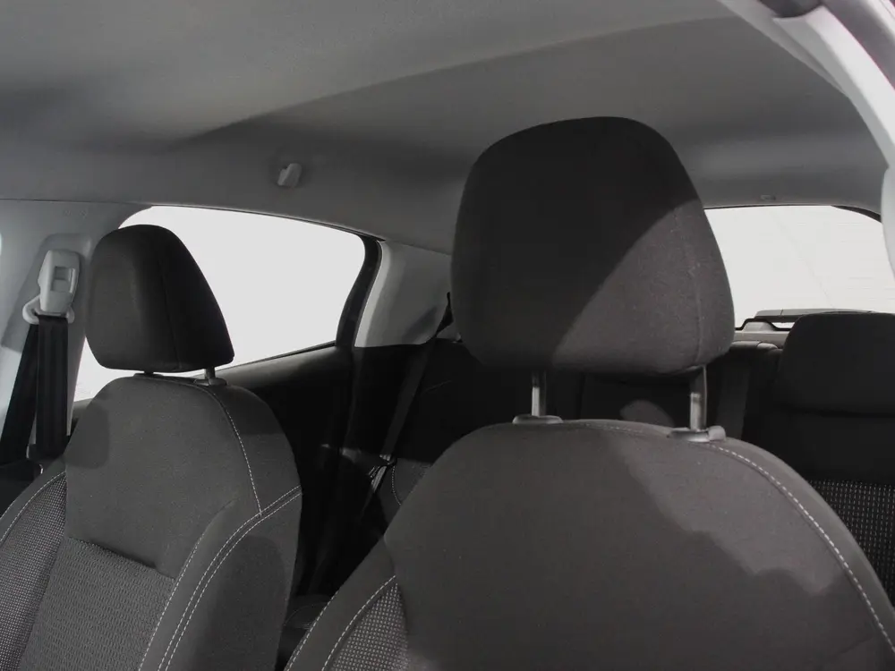 Peugeot 208 1.2 PureTech 110pk Automaat Allure Cruise uit 2019, foto 20