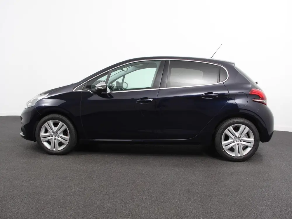 Peugeot 208 1.2 PureTech 110pk Automaat Allure Cruise uit 2019, foto 7