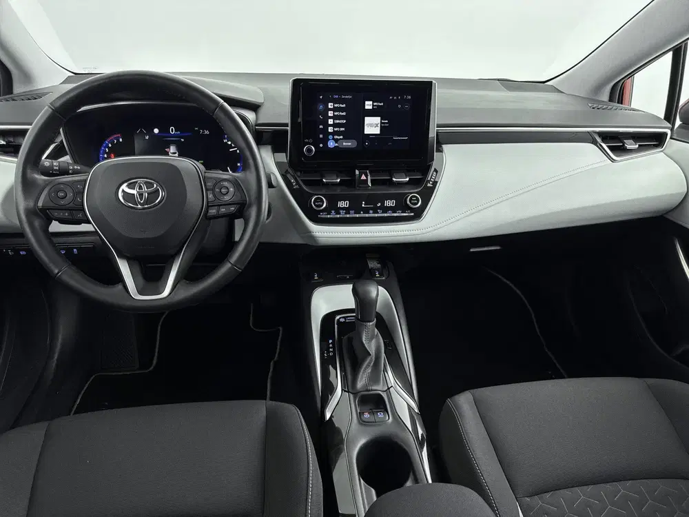 Toyota Corolla 2.0 Hybrid Dynamic uit 2022, foto 5