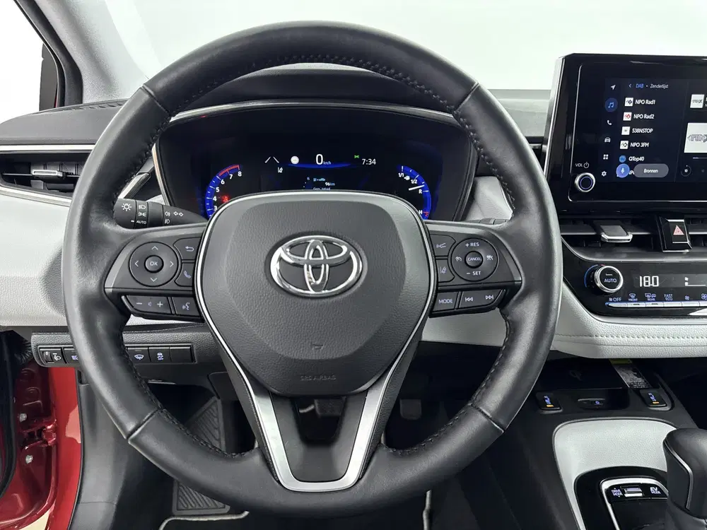 Toyota Corolla 2.0 Hybrid Dynamic uit 2022, foto 6