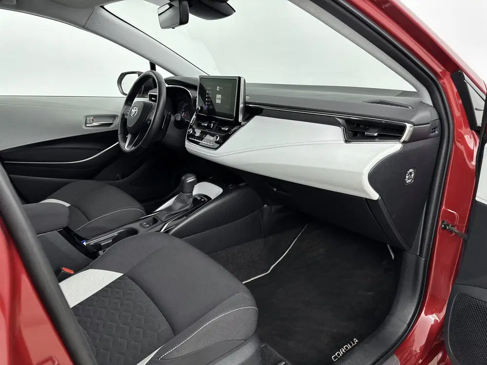 Toyota Corolla 2.0 Hybrid Dynamic uit 2022, foto 9