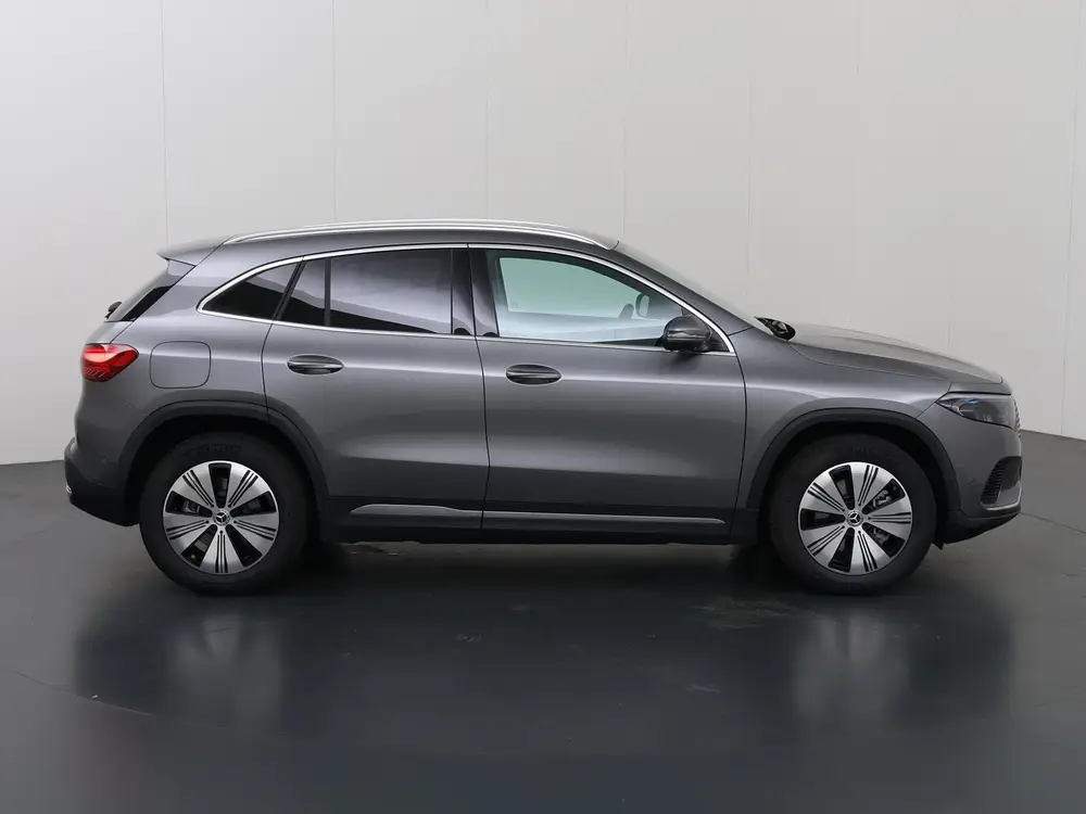 Mercedes-Benz EQA 250+ Luxury Line 71 kWh uit 2025, foto 6